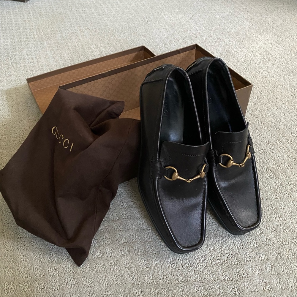 Mens black leather GUCCI drivers